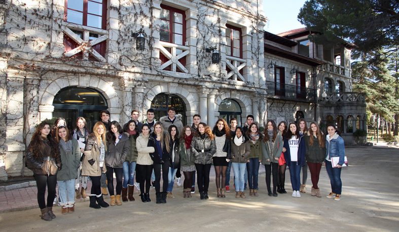 La Universidad Nebrija Recibe A 40 Alumnos Del Colegio Los Sauces-torrelodones - Actualidad Nebrijaactualidad Nebrija