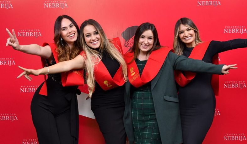 La Universidad Nebrija celebra la primera ceremonia de graduación en Colombia